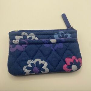 Vera Bradley Floral Quilted Women's Pouch in Ellie Flowers Blue Print